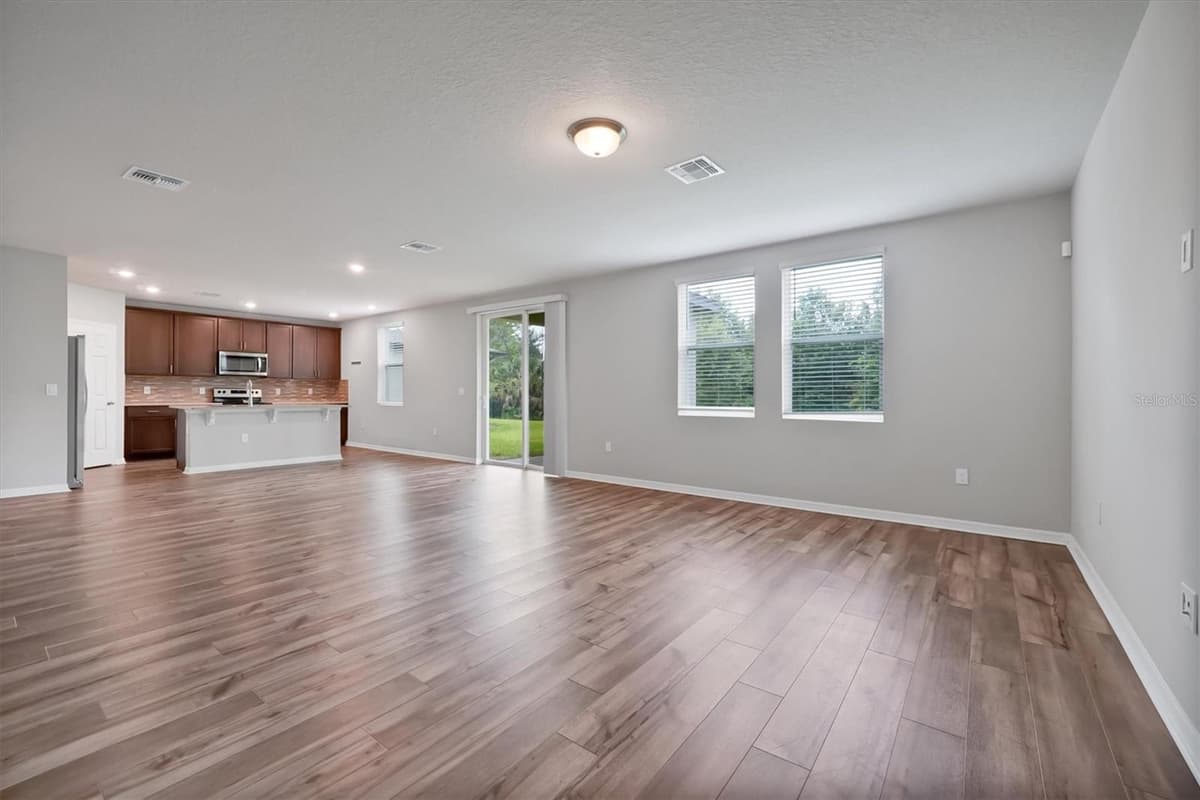 17389 BACK BAY COURT — photo 5 of 41