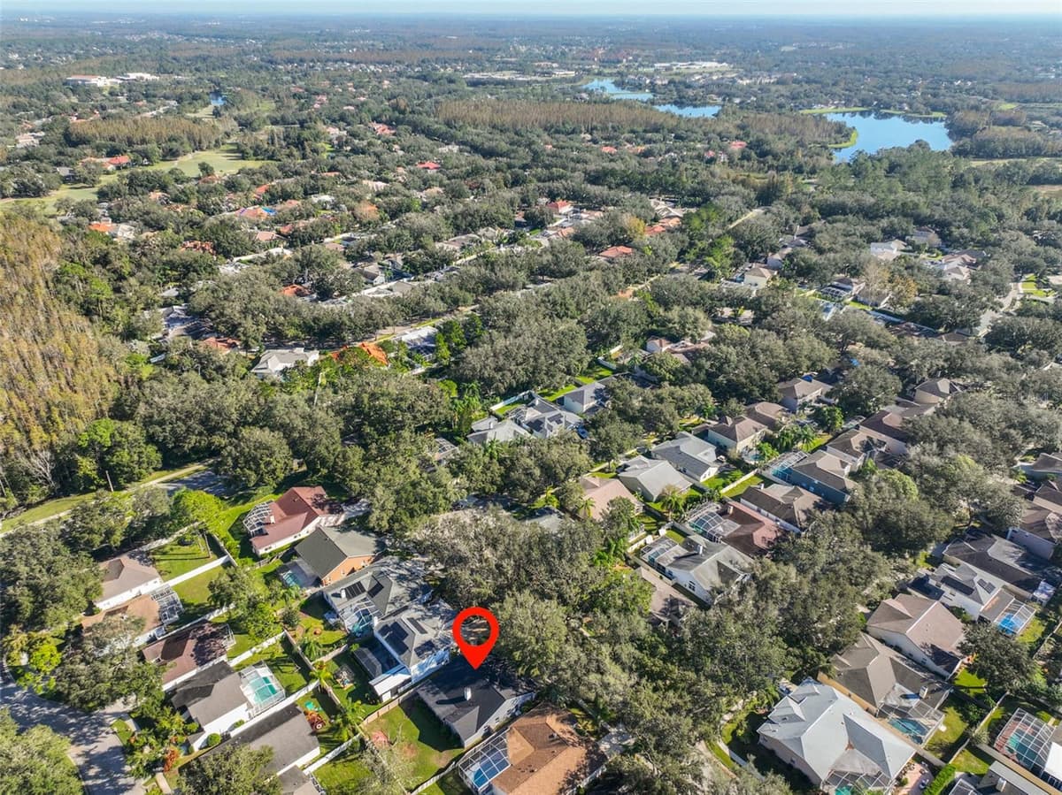 9309 HAMPSHIRE PARK DRIVE — photo 43 of 45