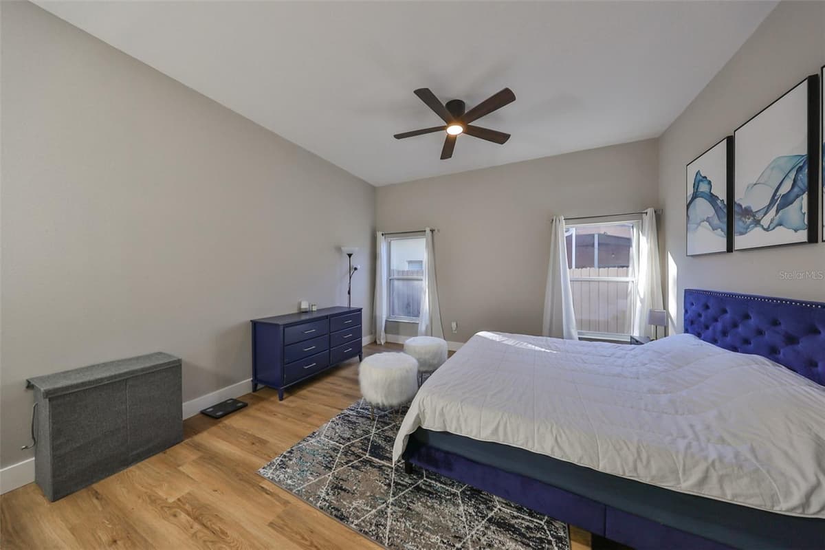 9309 HAMPSHIRE PARK DRIVE — photo 21 of 45