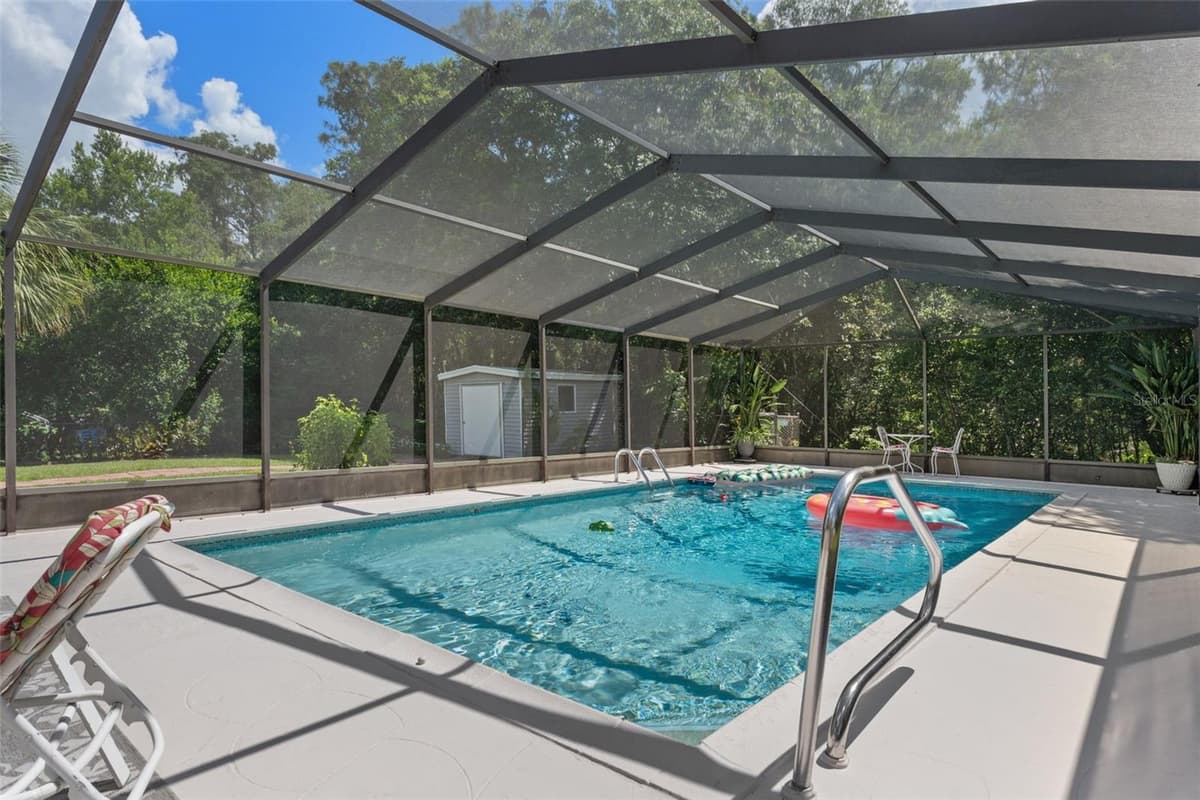 3367 APOPKA AVENUE — photo 36 of 54