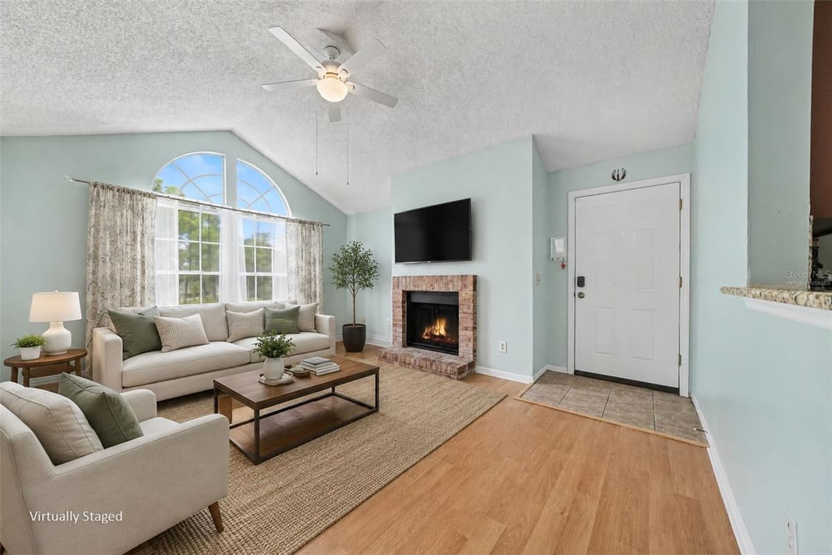 945 BAKEWELL COURT — photo 4 of 20