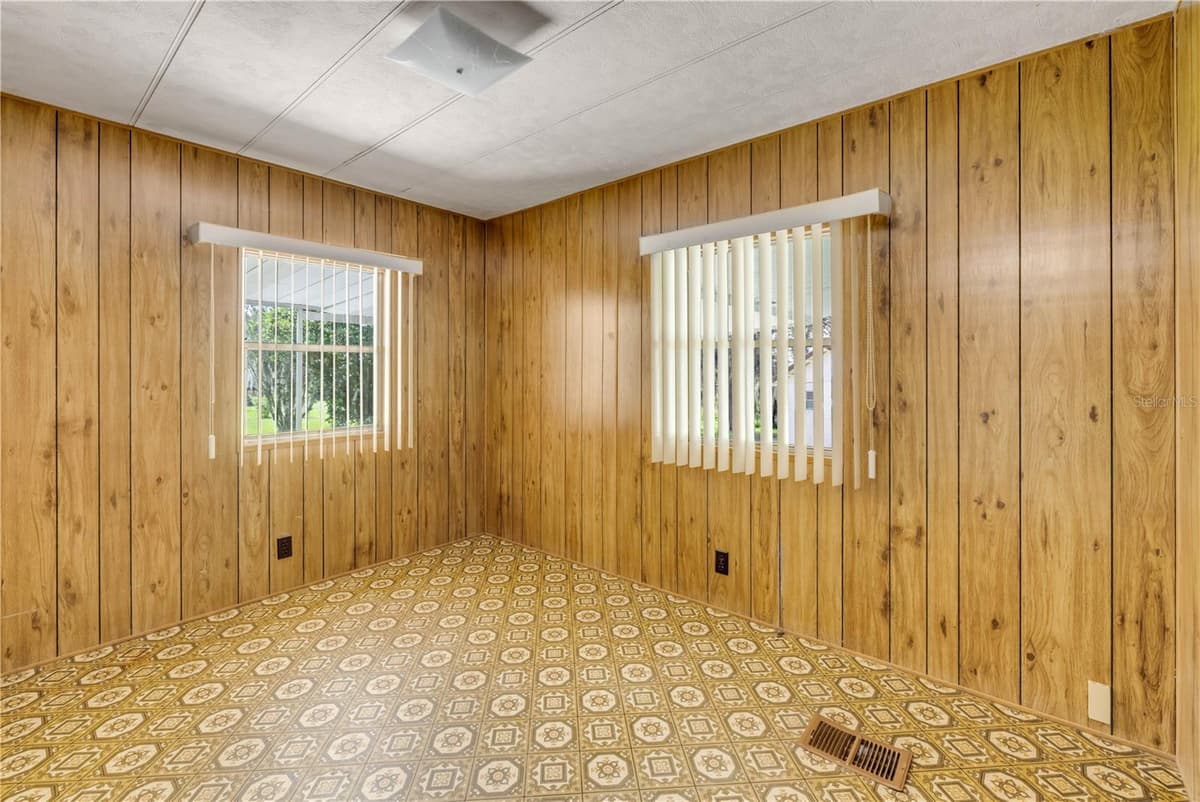 41348 DEER STREET — photo 19 of 30