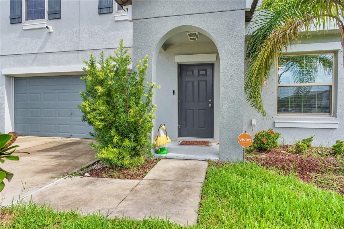 7420 PEARLY EVERLASTING AVENUE — photo 5 of 49