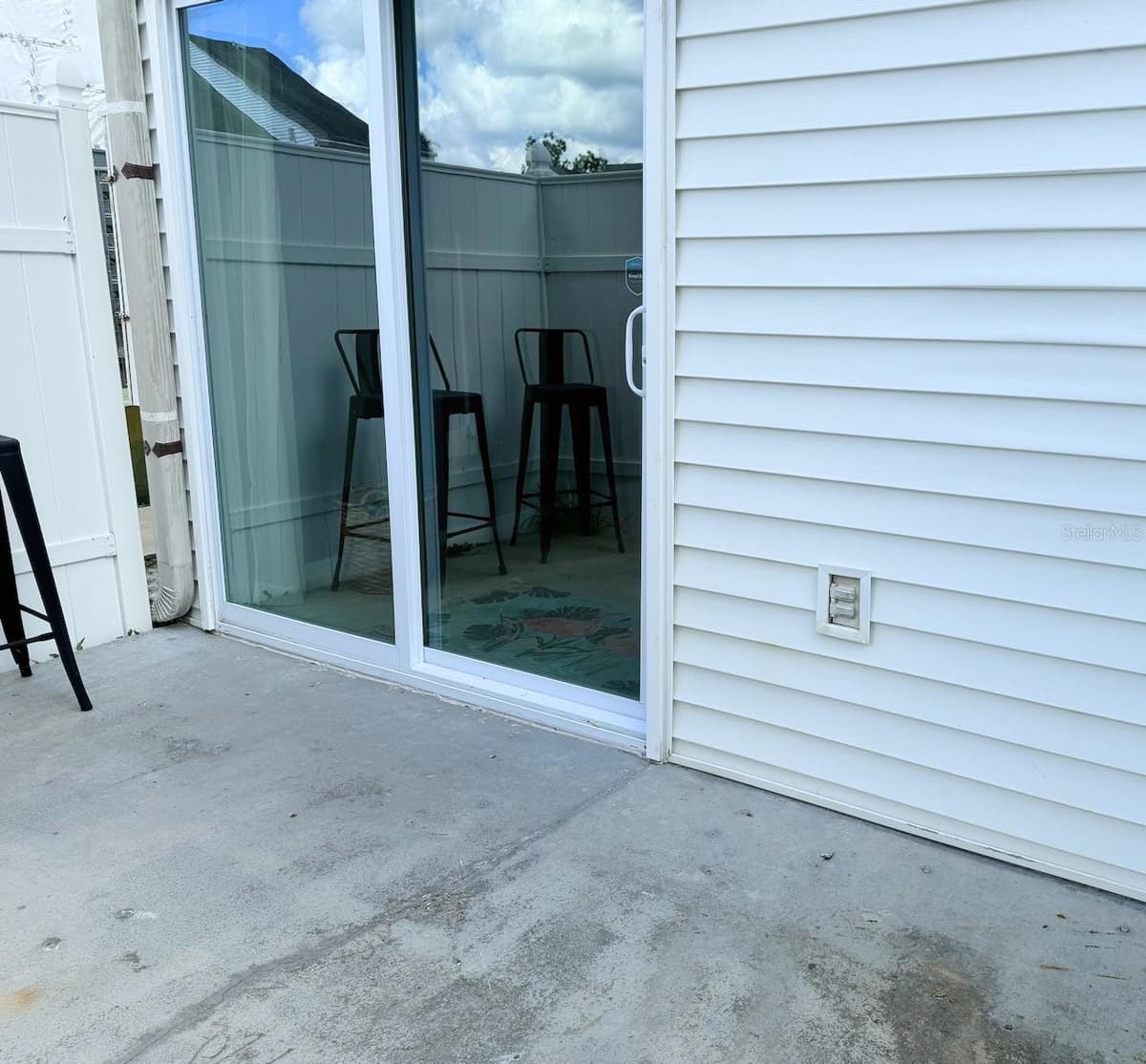 724 HAVEN PLACE — photo 25 of 27