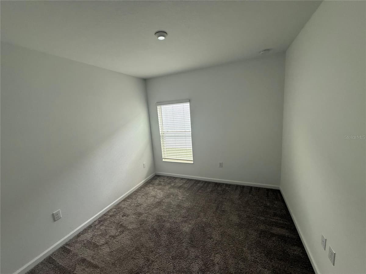 752 TROTTERS DRIVE — photo 5 of 20