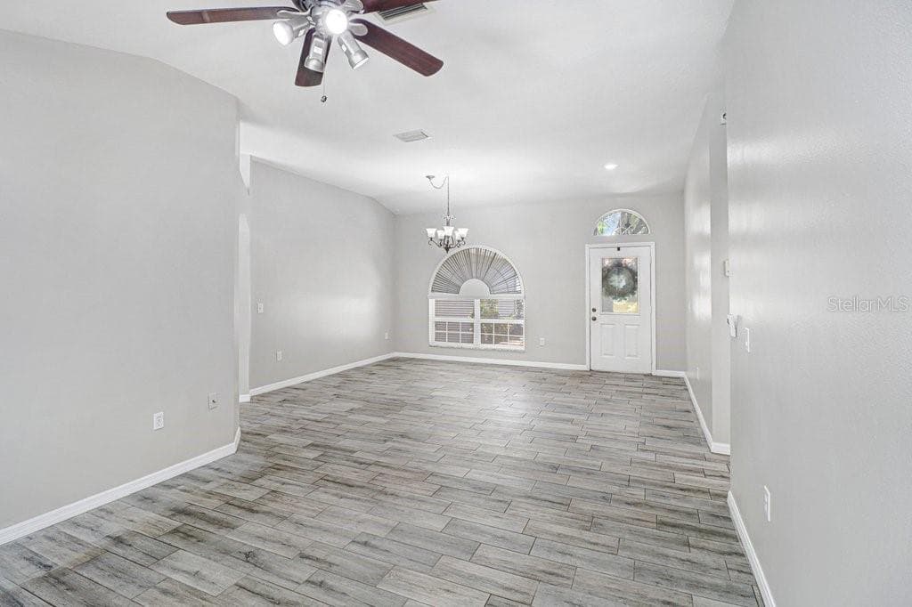 3005 FOLKLORE DRIVE — photo 17 of 51