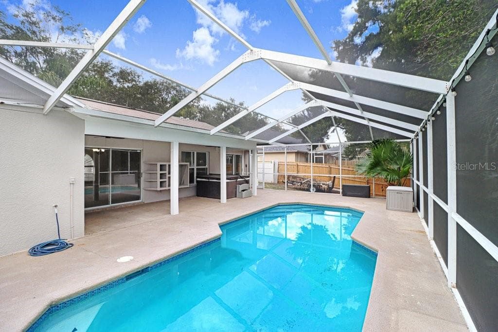 3005 FOLKLORE DRIVE — photo 2 of 51