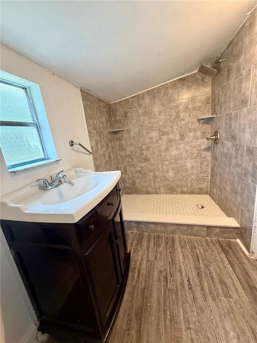 1239 AVENUE K — photo 10 of 14