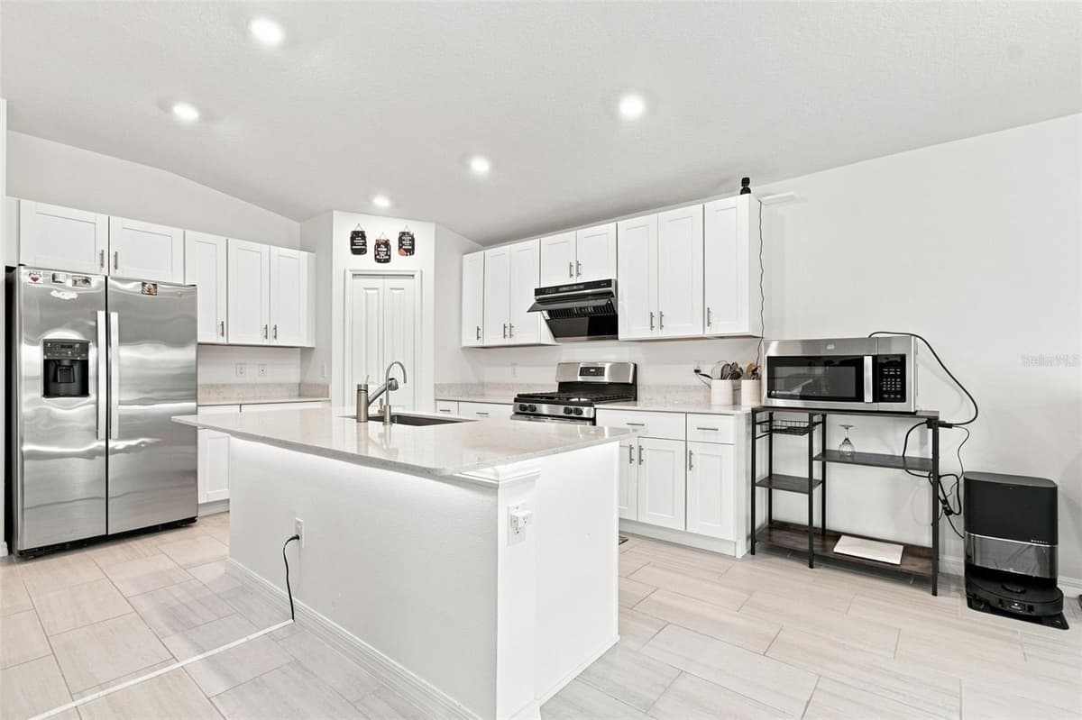 34701 RAINVILLE LOOP — photo 15 of 96
