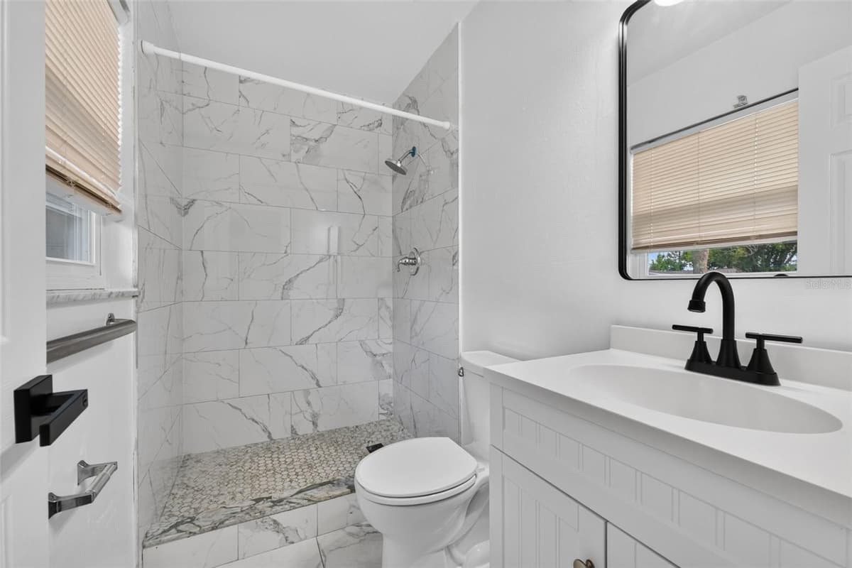 847 JORDAN AVENUE — photo 27 of 52