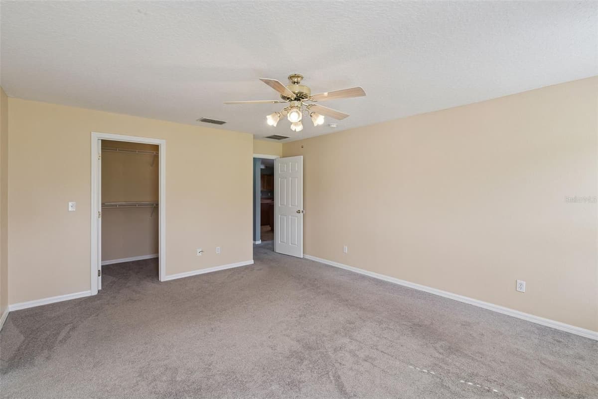 324 RED KITE DRIVE — photo 22 of 52