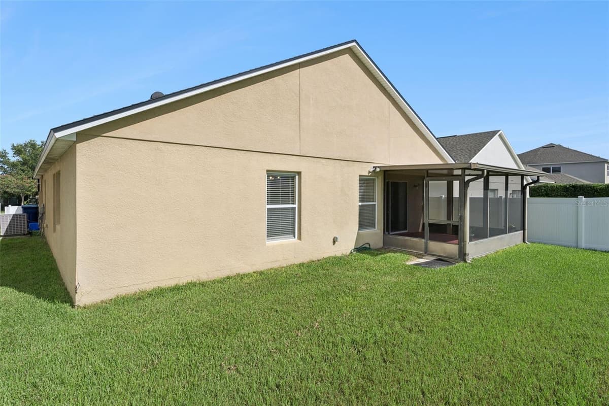 324 RED KITE DRIVE — photo 38 of 52