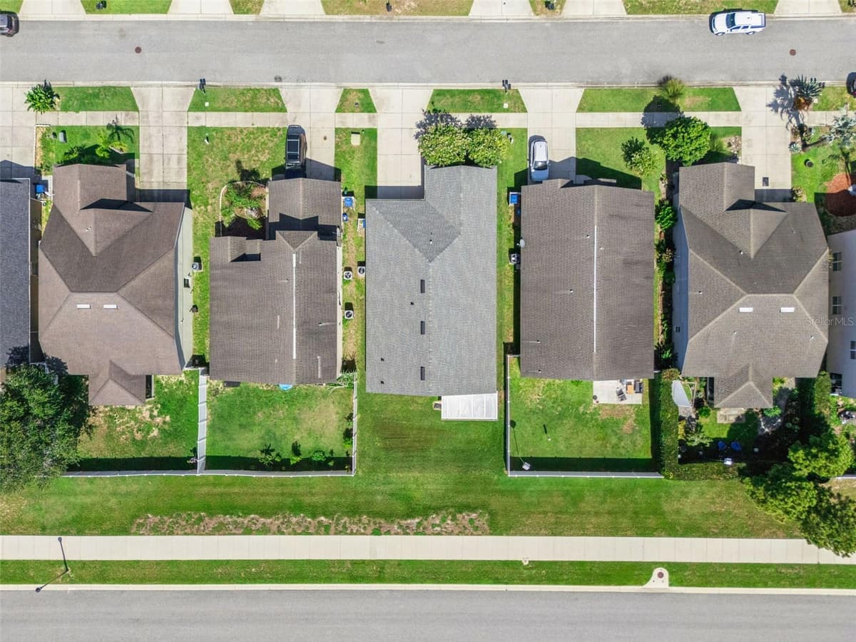 324 RED KITE DRIVE — photo 40 of 52