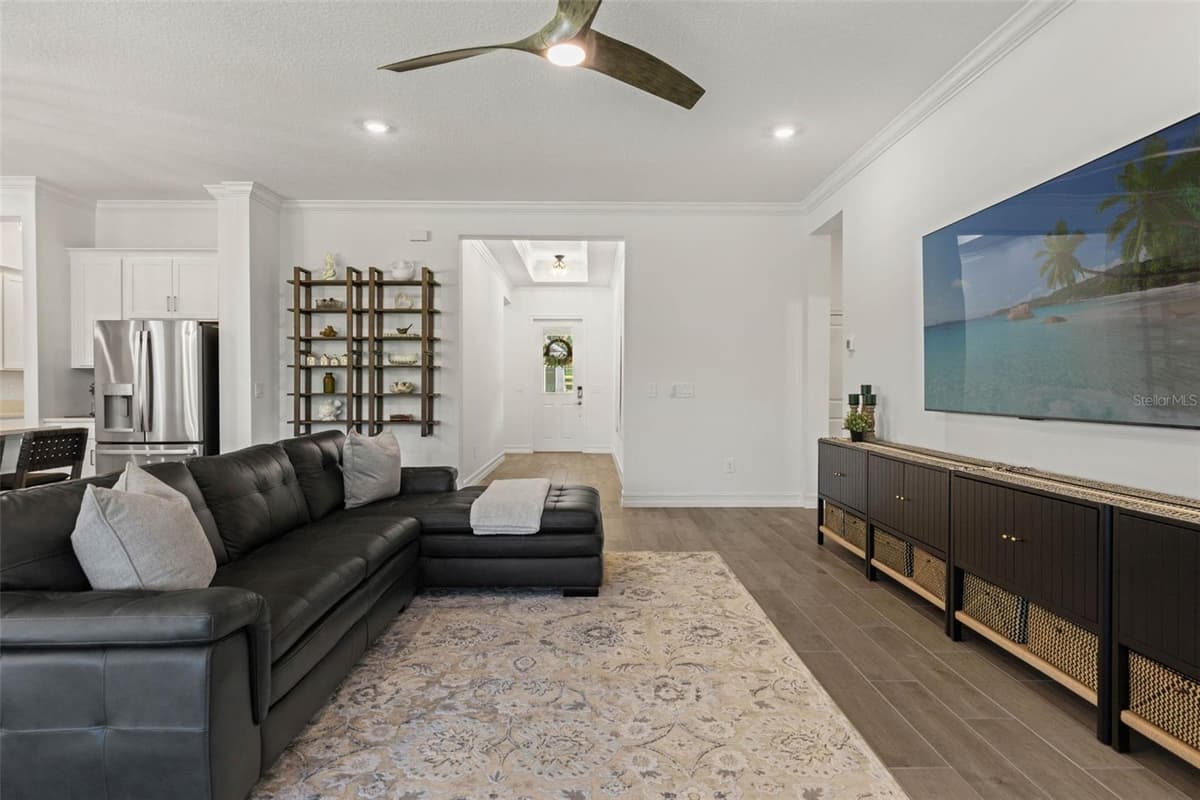 4513 SOUTHERN VALLEY LOOP — photo 10 of 62