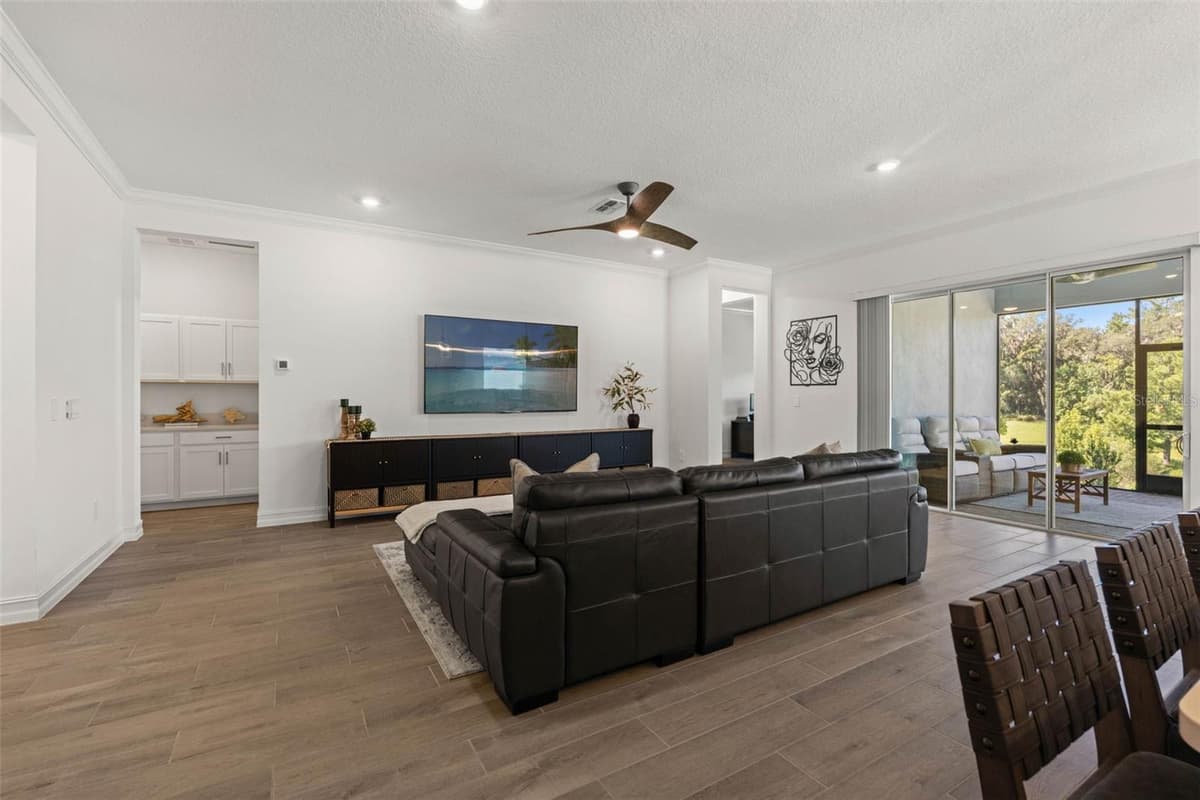 4513 SOUTHERN VALLEY LOOP — photo 11 of 62