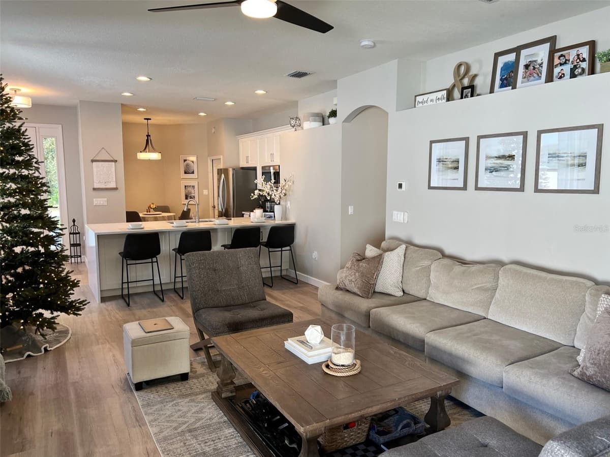 6138 KITERIDGE DRIVE — photo 5 of 15