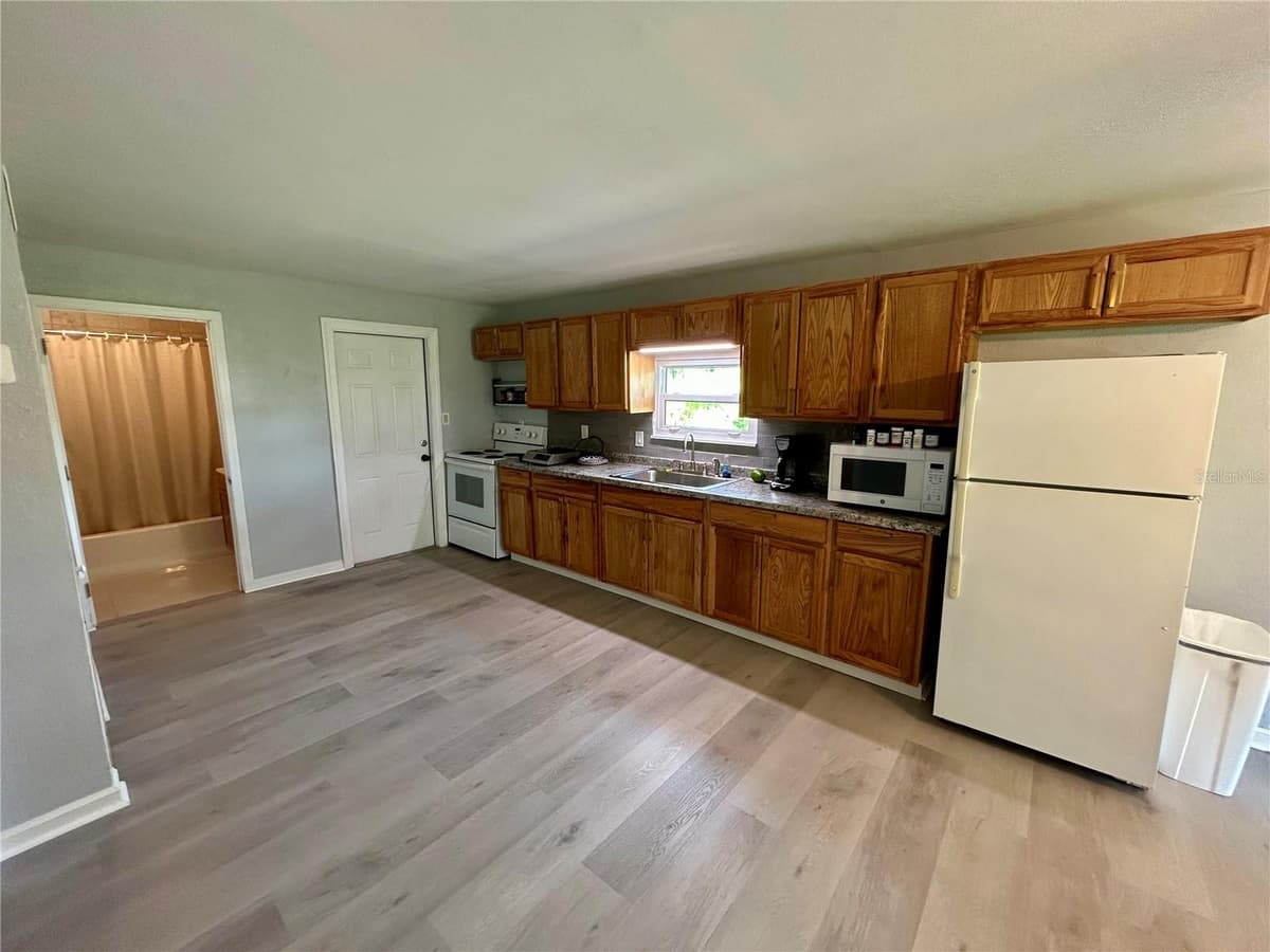 1742 MANGOE ST — photo 8 of 34