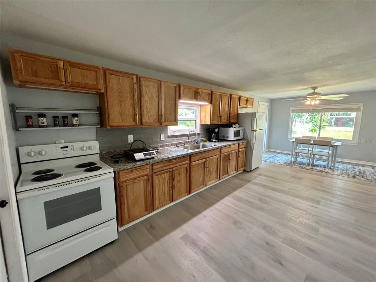 1742 MANGOE ST — photo 9 of 34
