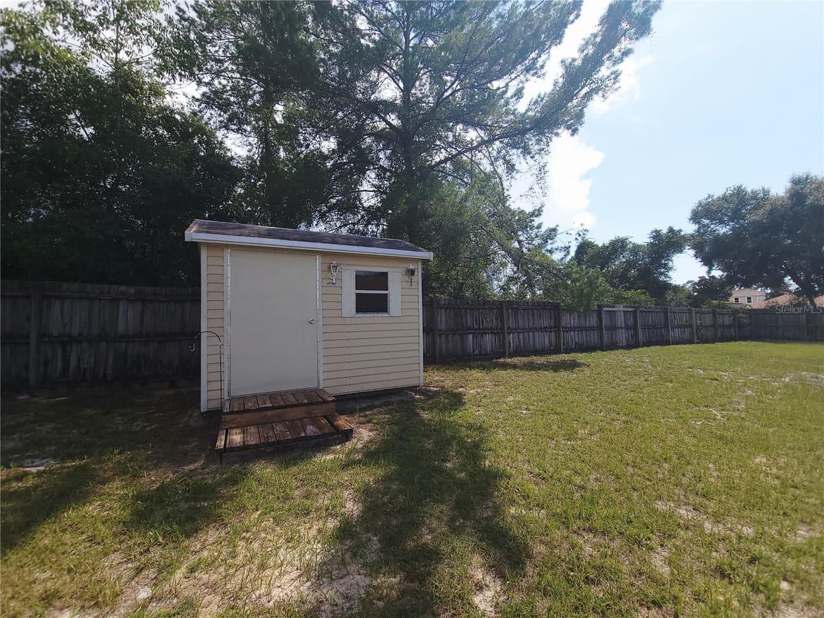 4050 102ND LANE ROAD — photo 37 of 43
