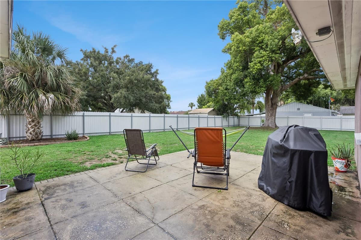 723 ROCKINGHAM AVENUE — photo 36 of 48