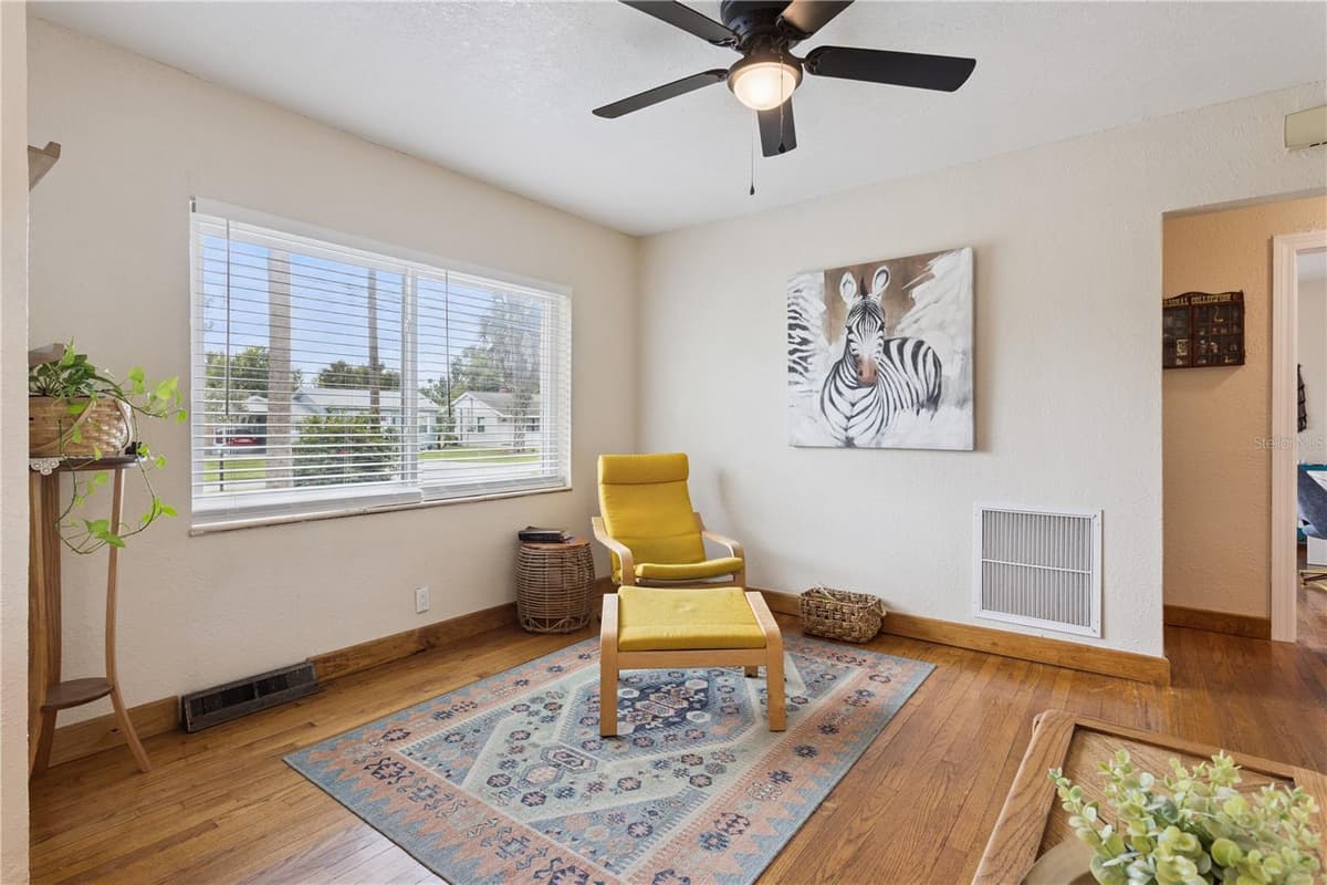723 ROCKINGHAM AVENUE — photo 11 of 48