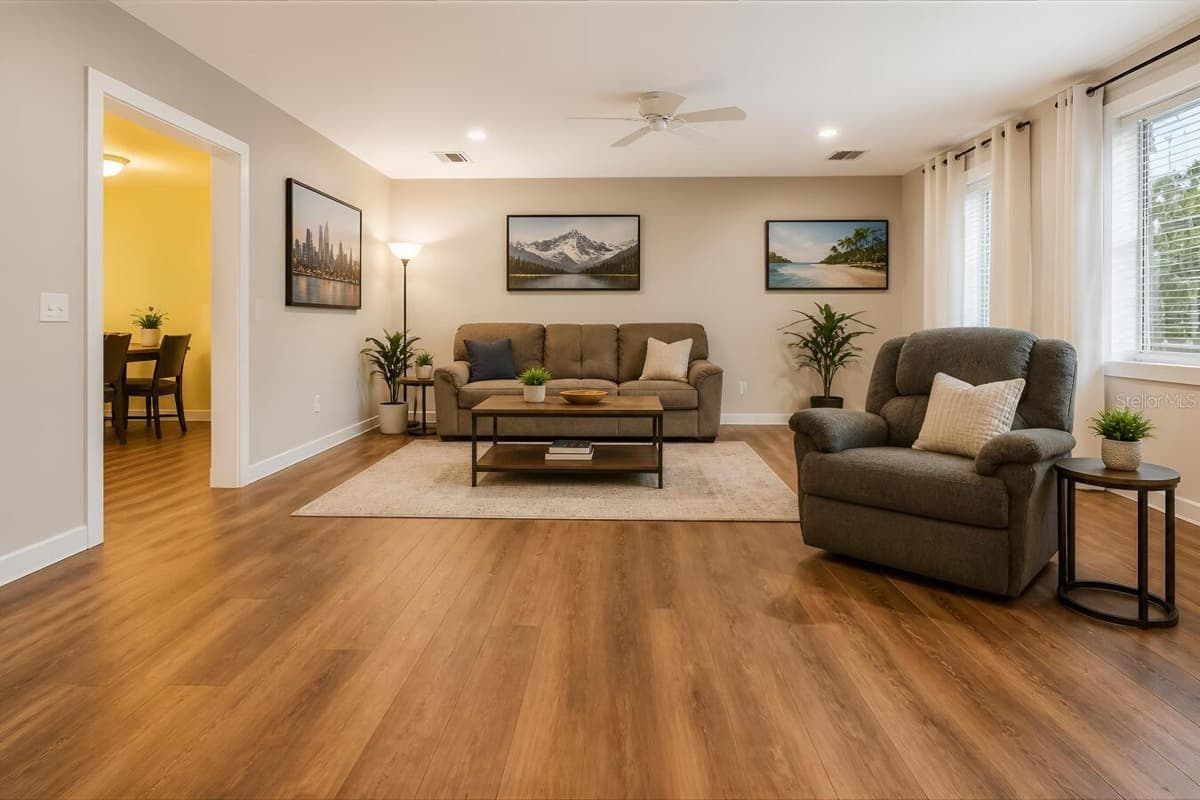 11735 MARJORY AVENUE — photo 8 of 46
