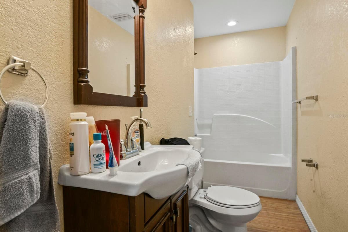 11735 MARJORY AVENUE — photo 17 of 46
