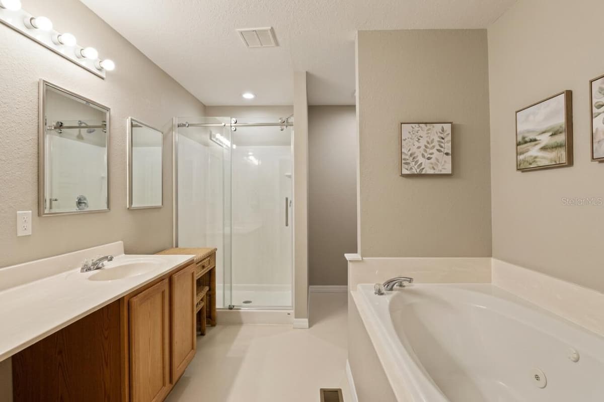 11735 MARJORY AVENUE — photo 26 of 46