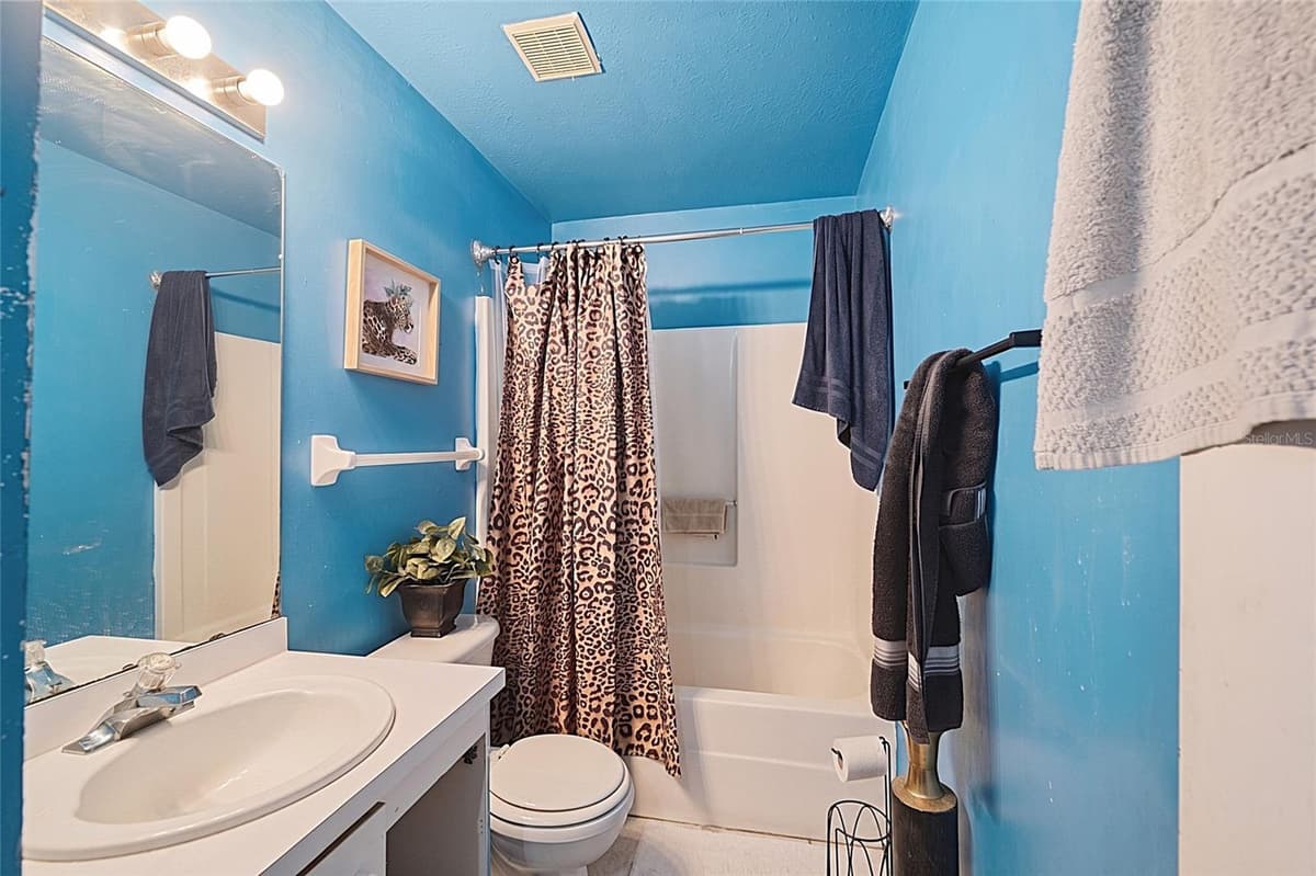 2331 JAYLEN WATKINS STREET — photo 9 of 19