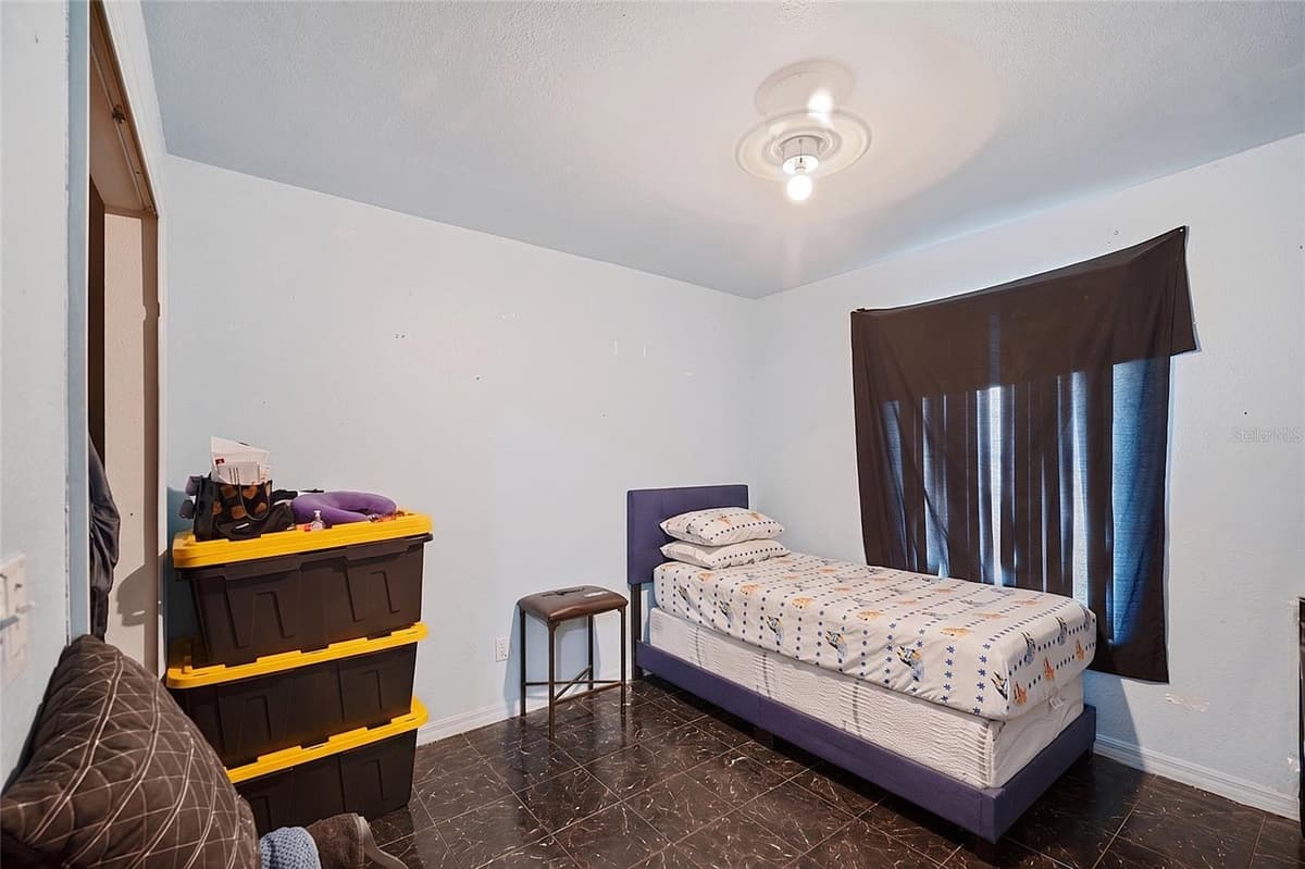 2331 JAYLEN WATKINS STREET — photo 5 of 19