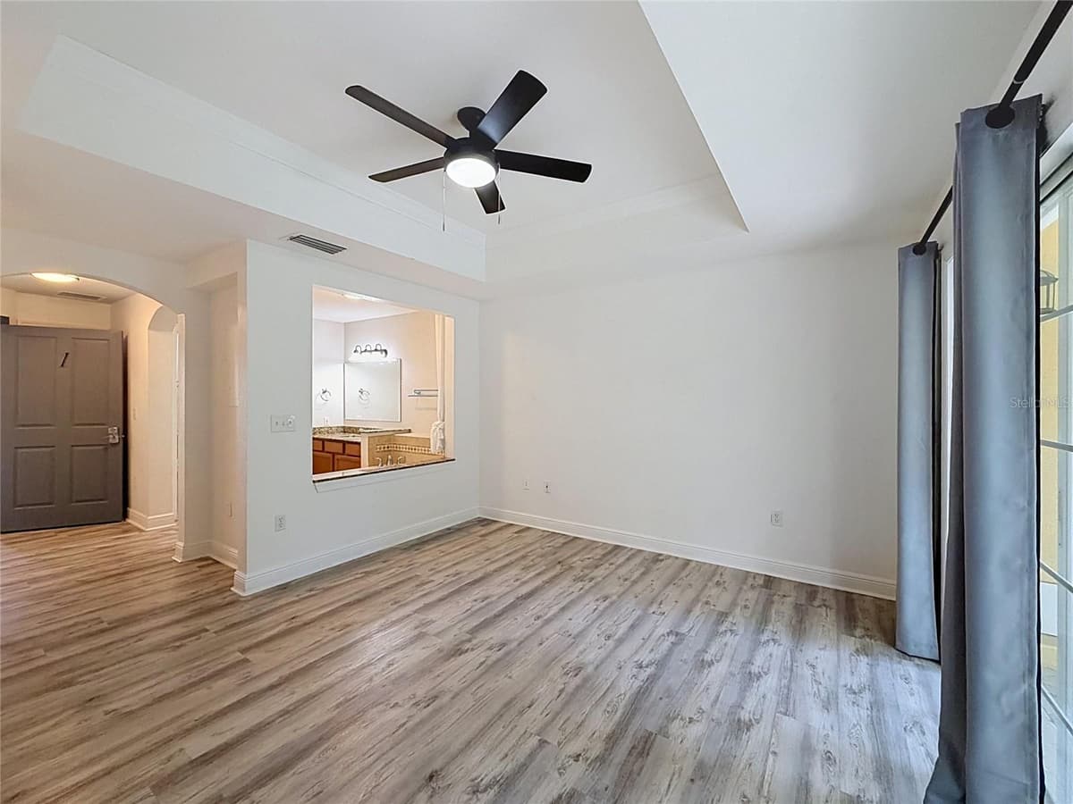 7510 SEVEN EAGLES WAY — photo 10 of 34