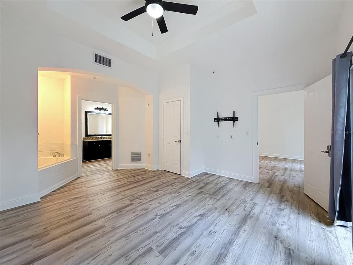 7510 SEVEN EAGLES WAY — photo 30 of 34