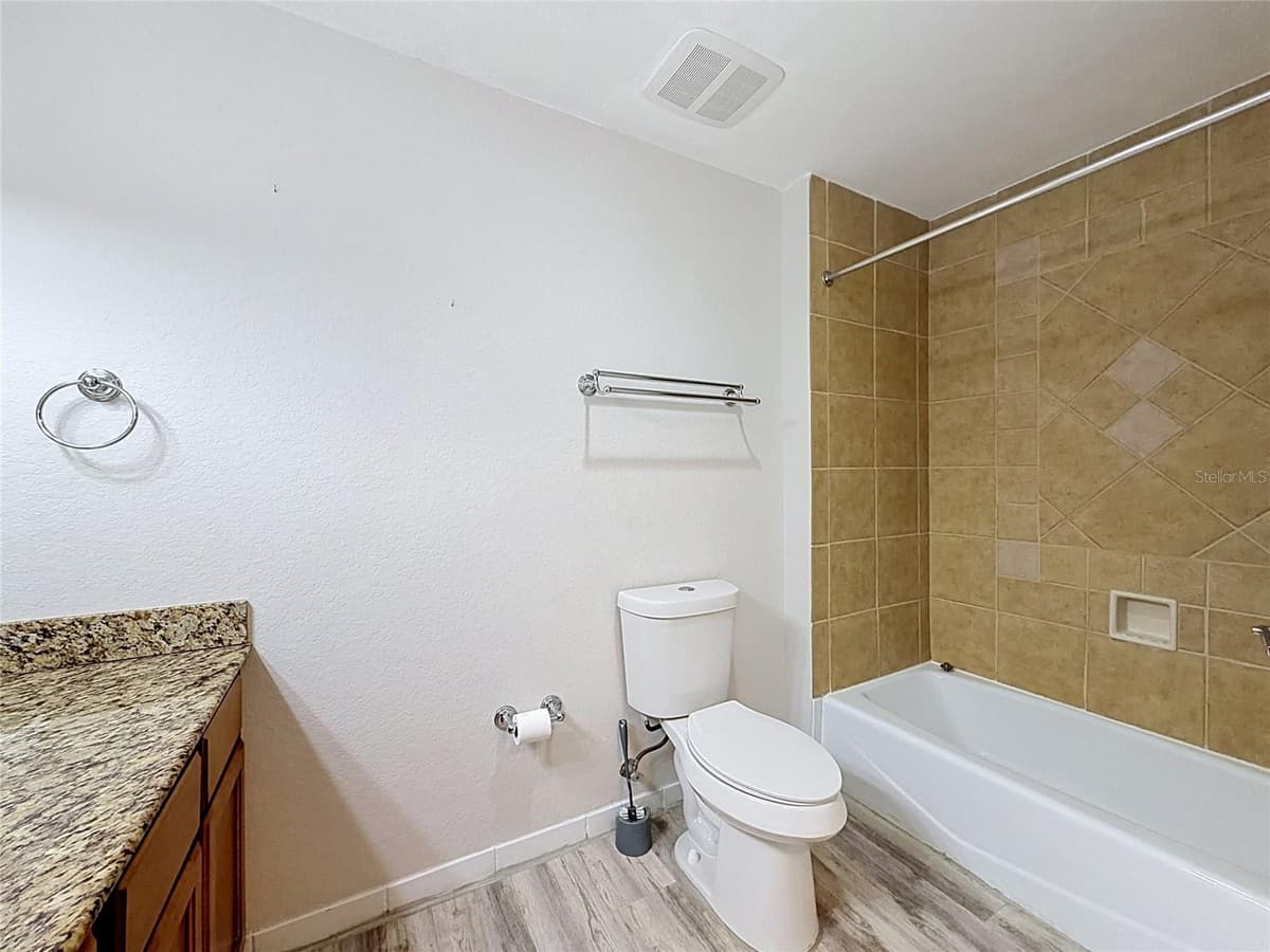 7510 SEVEN EAGLES WAY — photo 20 of 34