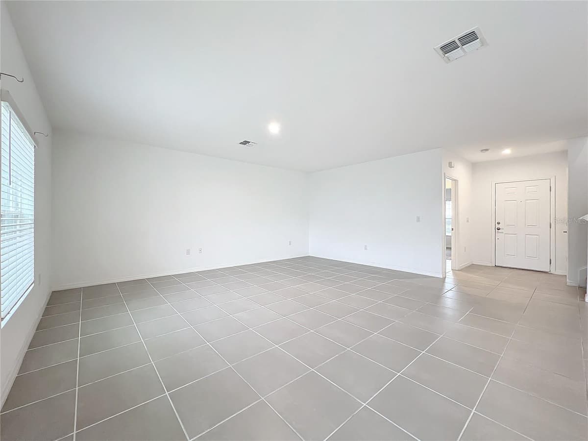 5627 COSTA BLANCA WAY — photo 11 of 38