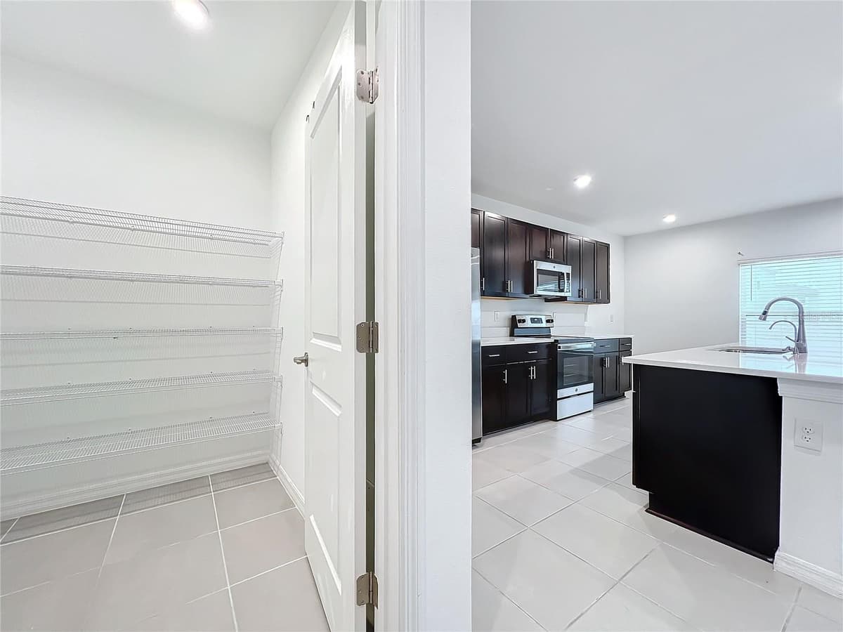 5627 COSTA BLANCA WAY — photo 13 of 38