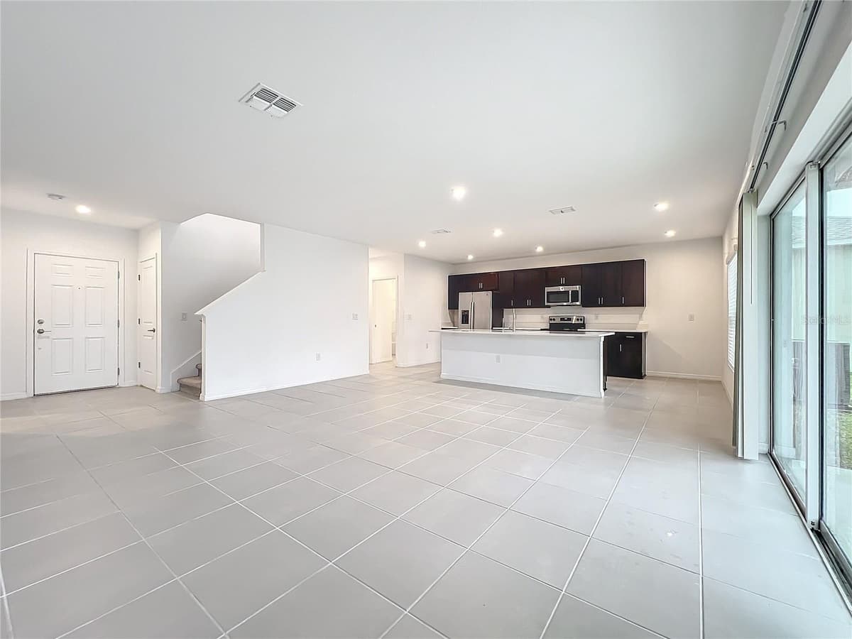 5627 COSTA BLANCA WAY — photo 10 of 38