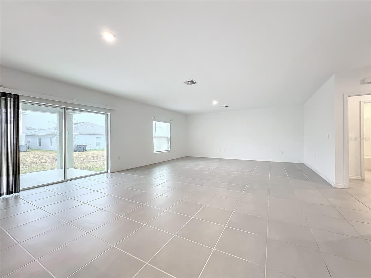 5627 COSTA BLANCA WAY — photo 12 of 38