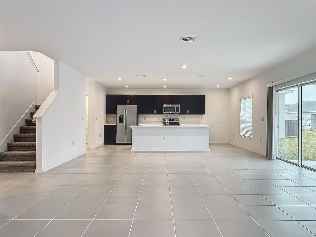 5627 COSTA BLANCA WAY — photo 9 of 38