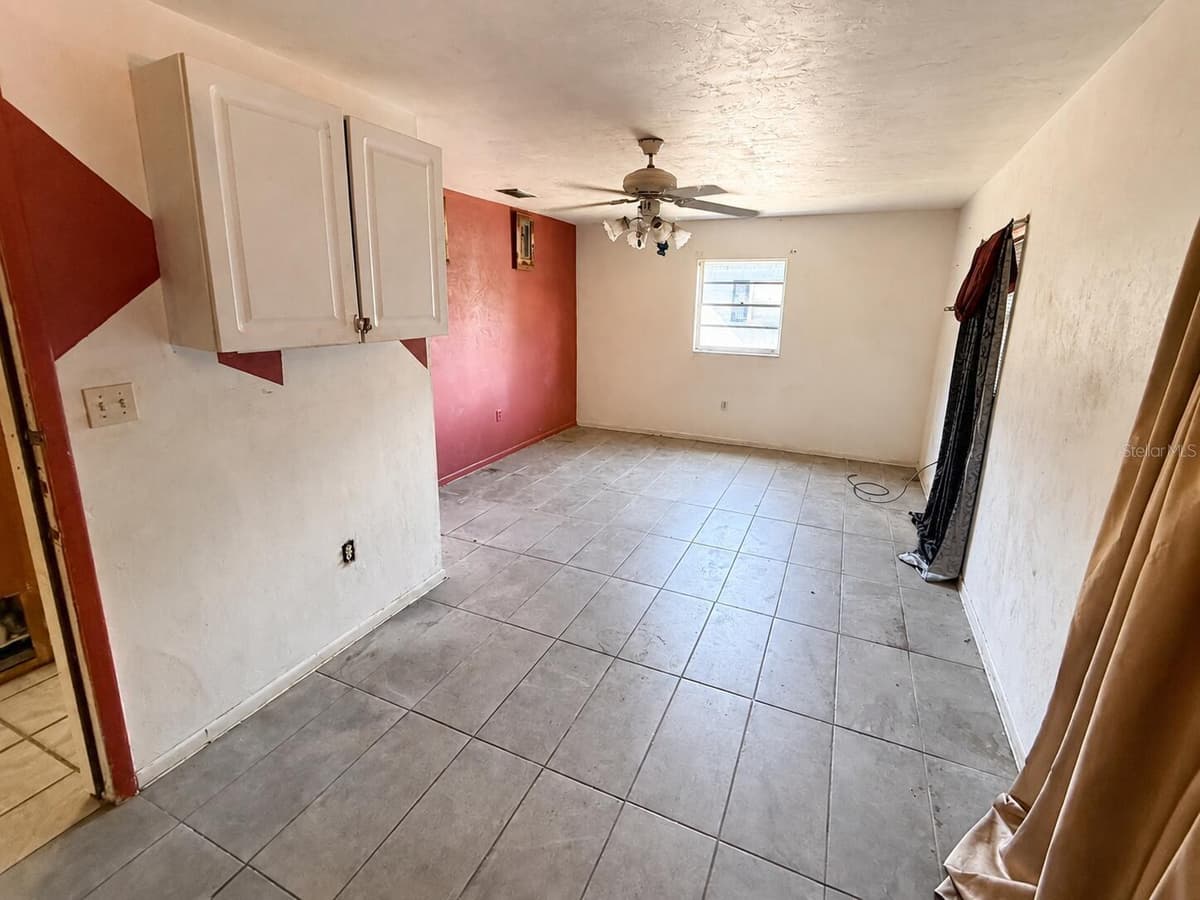 6806 215TH STREET — photo 10 of 14