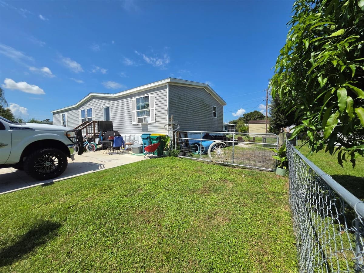 1837 BLOSSOM COURT — photo 2 of 5