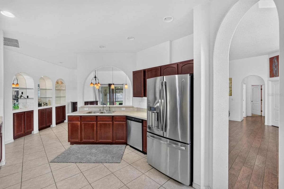 25 KATHRYN PLACE — photo 14 of 42