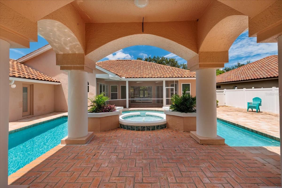 1723 CAPTIVA DRIVE — photo 33 of 84