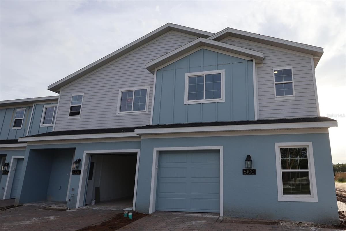 6100 FELLOW WAGON WAY — photo 2 of 41