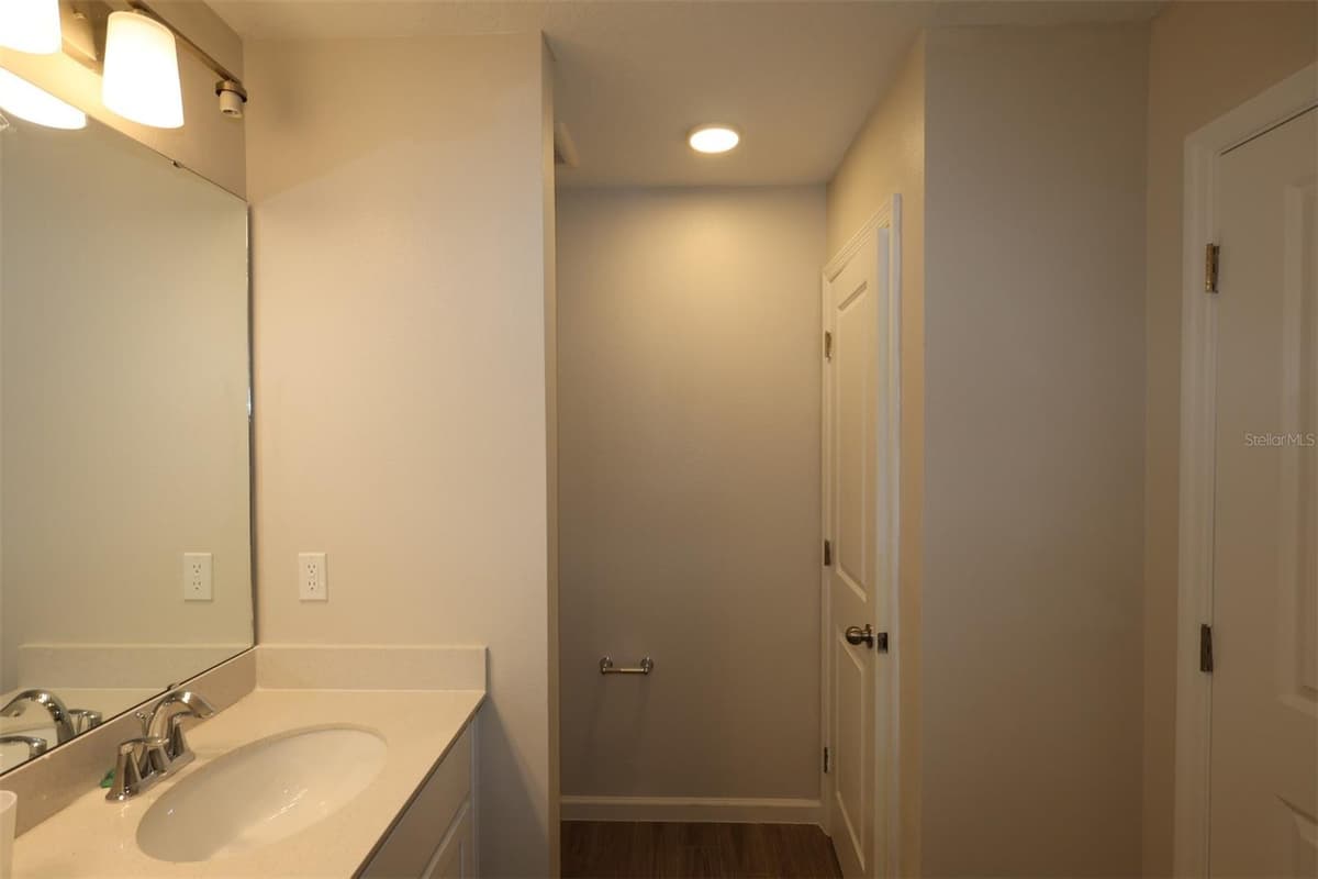 6100 FELLOW WAGON WAY — photo 18 of 41