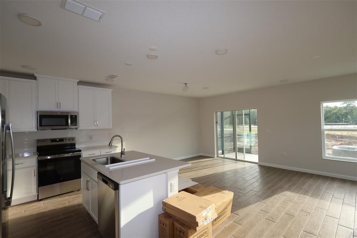 6100 FELLOW WAGON WAY — photo 4 of 41