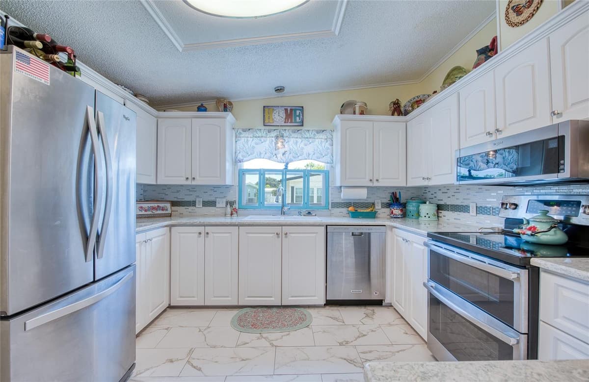 214 DOLPHIN DRIVE — photo 9 of 46