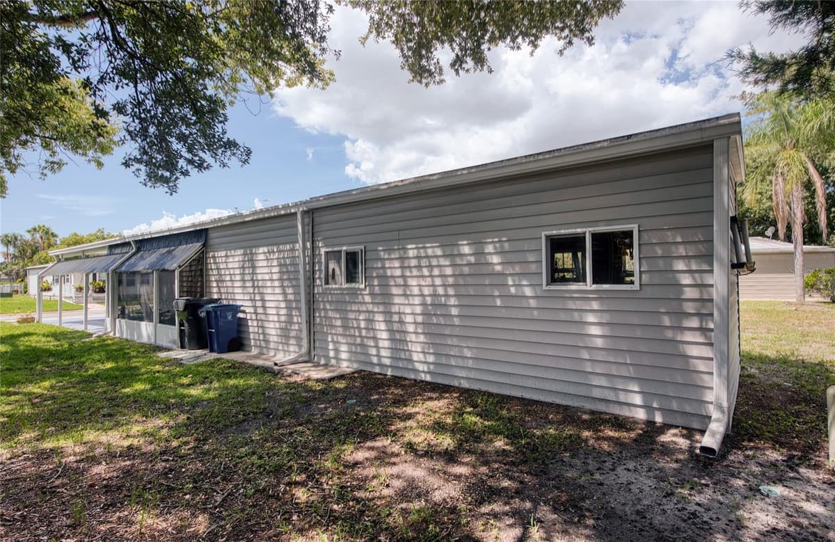 214 DOLPHIN DRIVE — photo 33 of 46