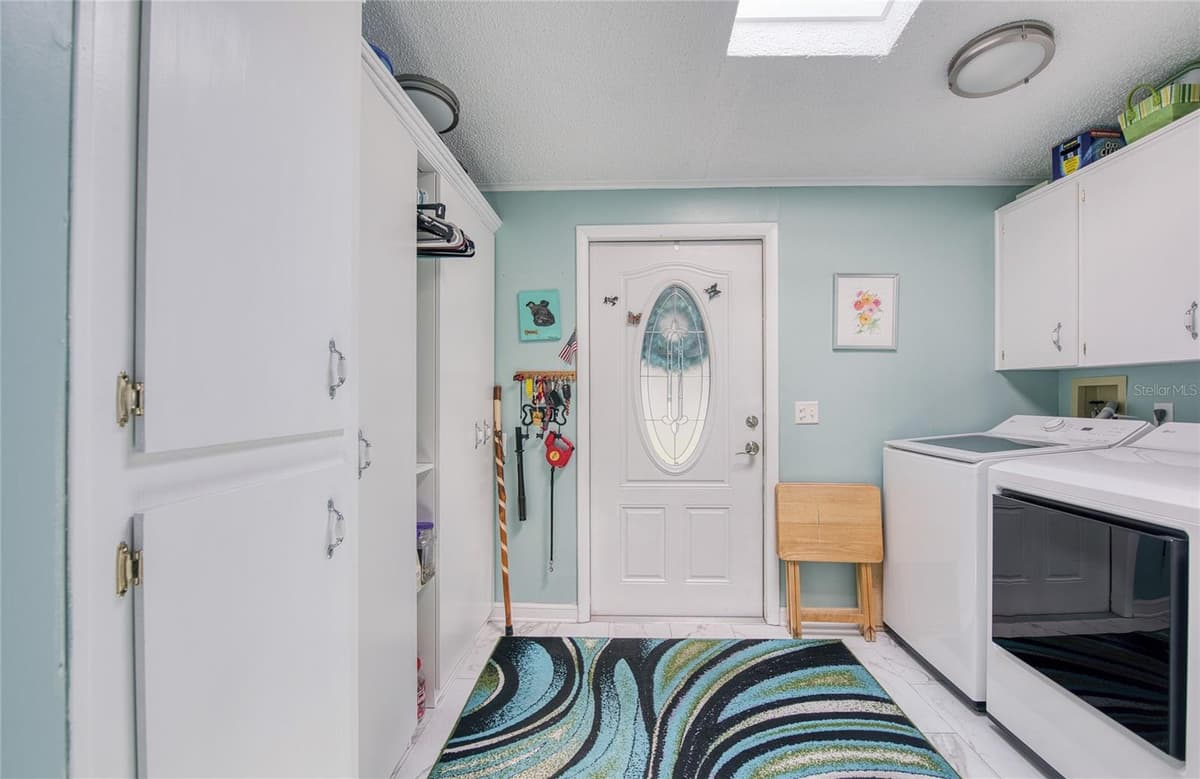 214 DOLPHIN DRIVE — photo 13 of 46