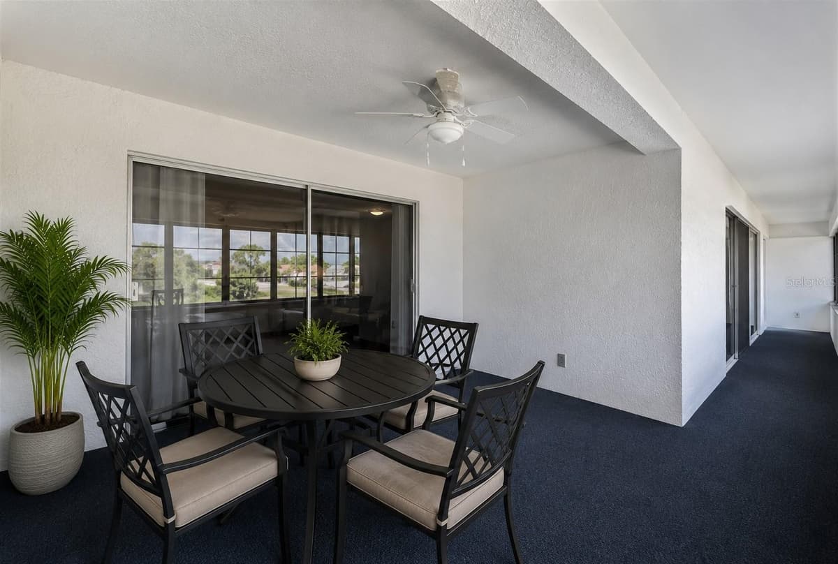 2581 COUNTRYSIDE BOULEVARD — photo 24 of 39