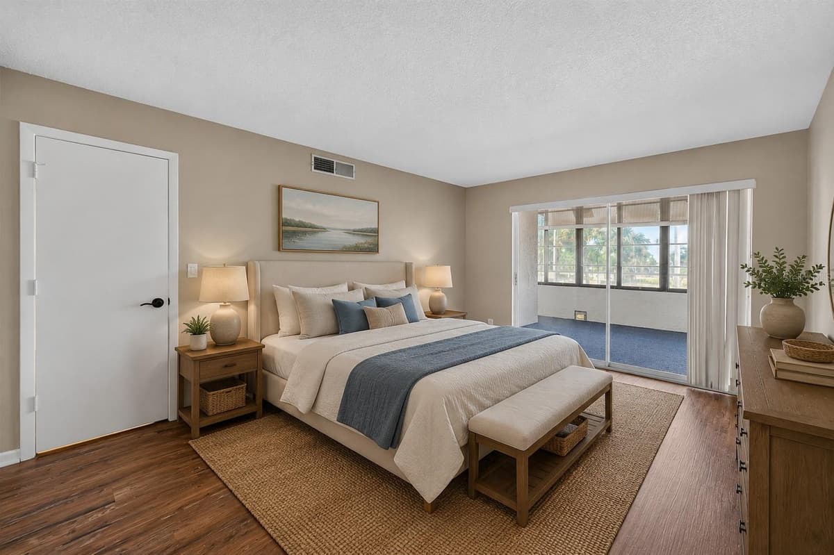 2581 COUNTRYSIDE BOULEVARD — photo 23 of 39